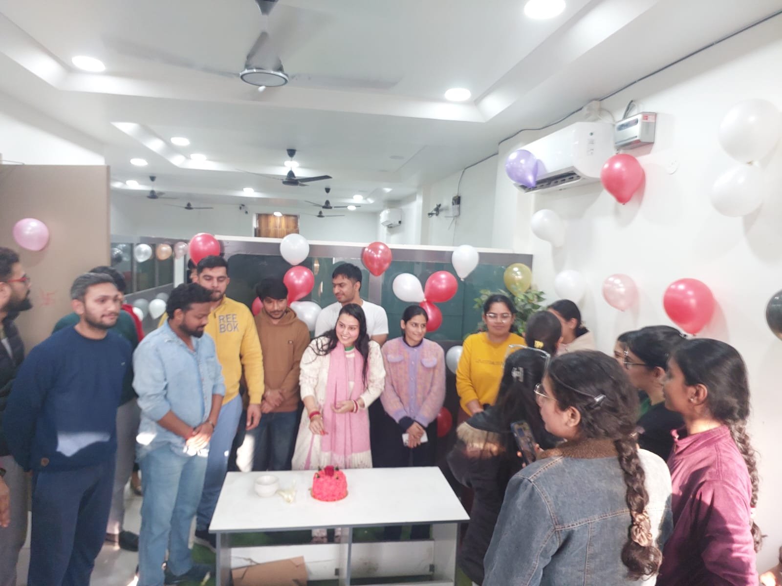 Coworking Space in Rohini @ 499/- 3 Days Pass | Co Working Space Near Me, Rohini Delhi